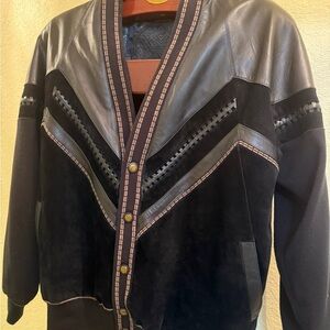 Maxini Collezione Vintage Multimedia Stylish Black Bomber Jacket